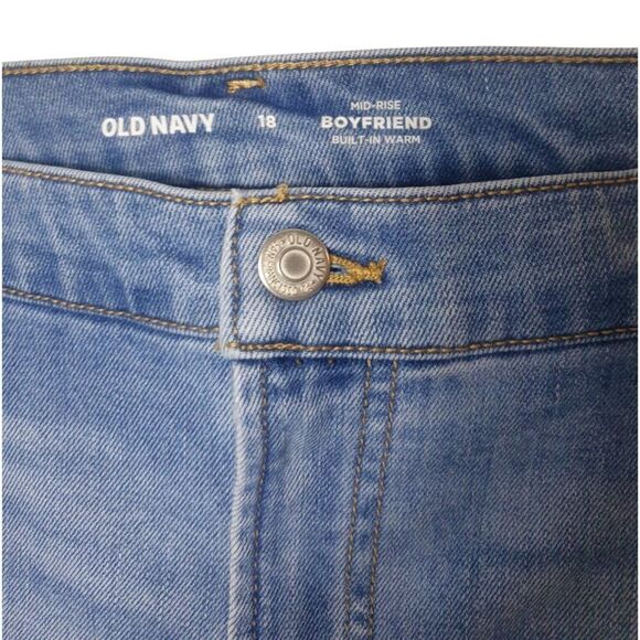 Old Navy Womens Plus Jeans 18 Mid-Rise Boyfriend Curvy Comfy Stylish Streetwear - Picture 5 of 6